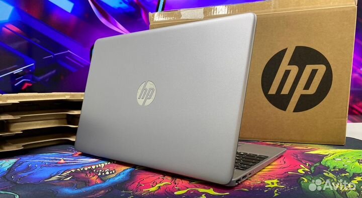 HP i3-1115g4 integral Ram 16 GB 512 GB