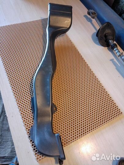 Воздуховод салона Audi A8 D4 long 4.2 cdra 2011