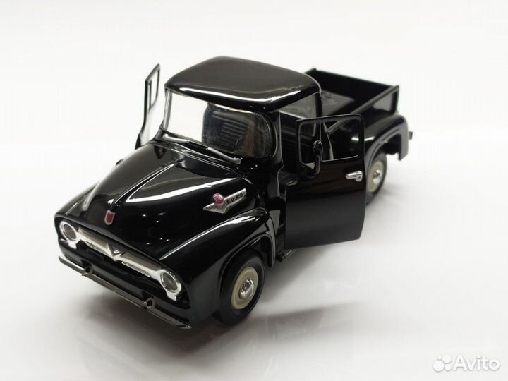 1:38 Ford Pickup F-100 1956