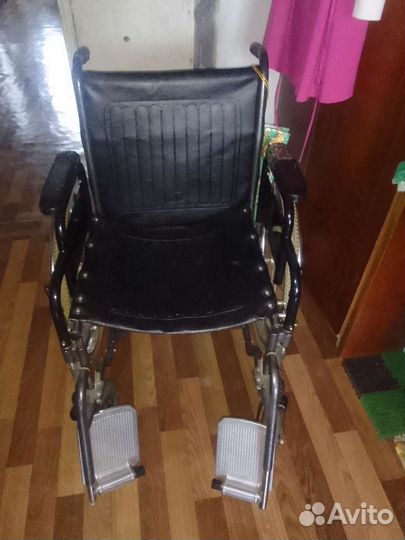 Инвалидная коляска складная бу
