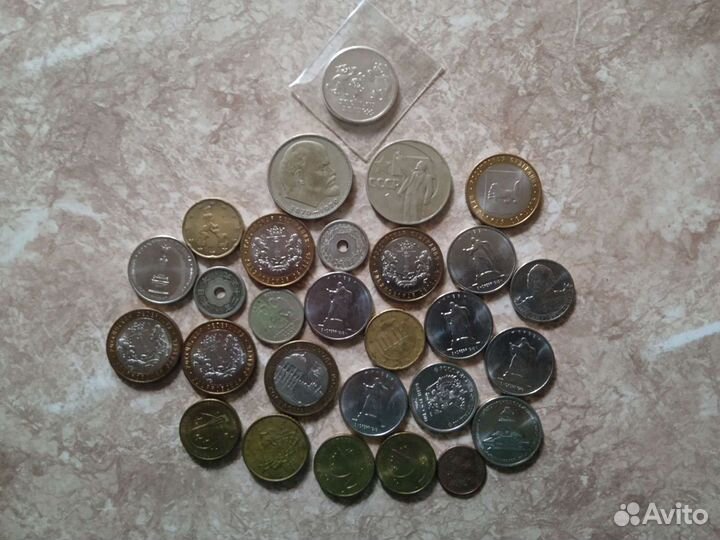 Юбилейные монеты