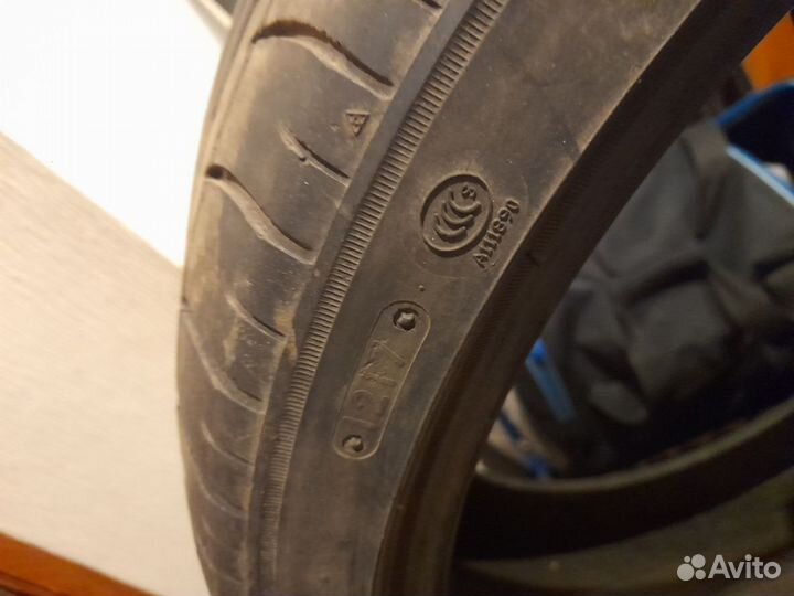Triangle Sportex TSH11 215/40 R18 89Y