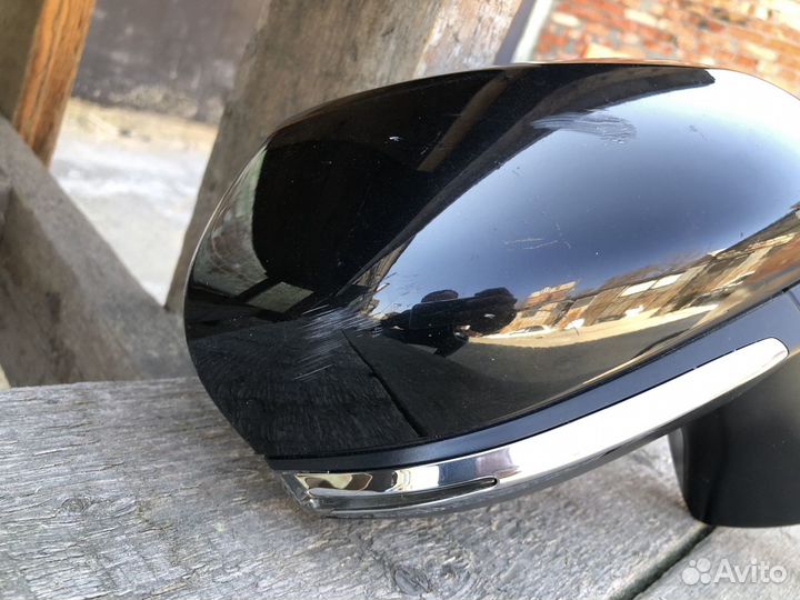 Правое зеркало Toyota Camry 2018-2022