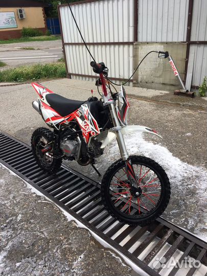 Питбайк kayo basic yx140 krz