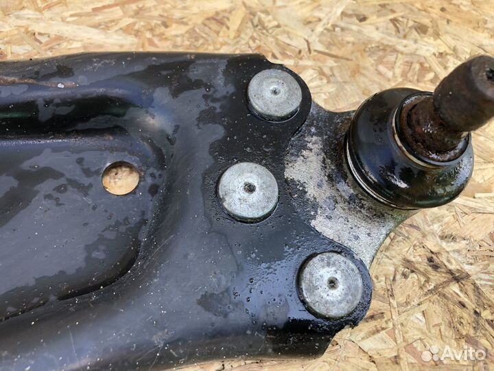 Рычаг передний правый Opel Meriva A 2003-2012