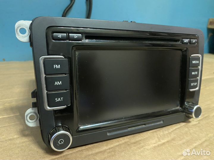 Прдам магнитолу фольцвагген passat