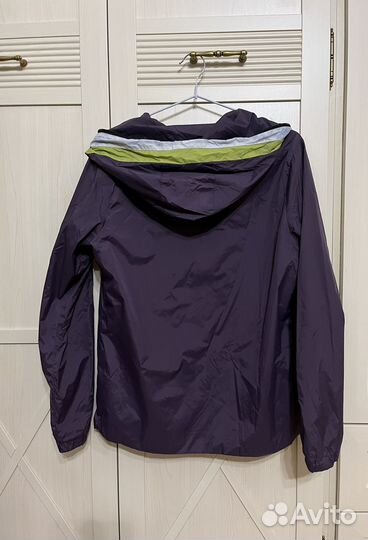 Ветровка женская