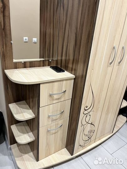 Шкаф в прихожую