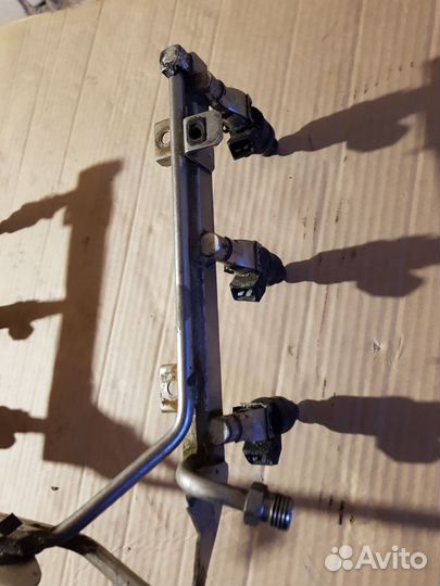 Топливная рампа Audi A6 с5-98г