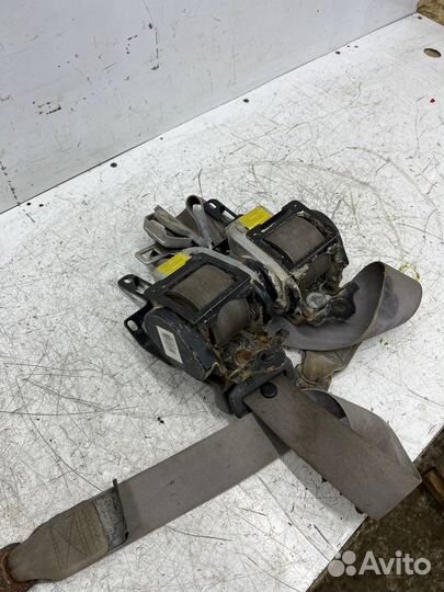 Передний ремень безопасности Kia Spectra