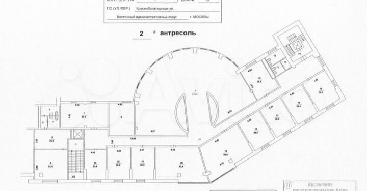 Продам торговое помещение, 1950 м²
