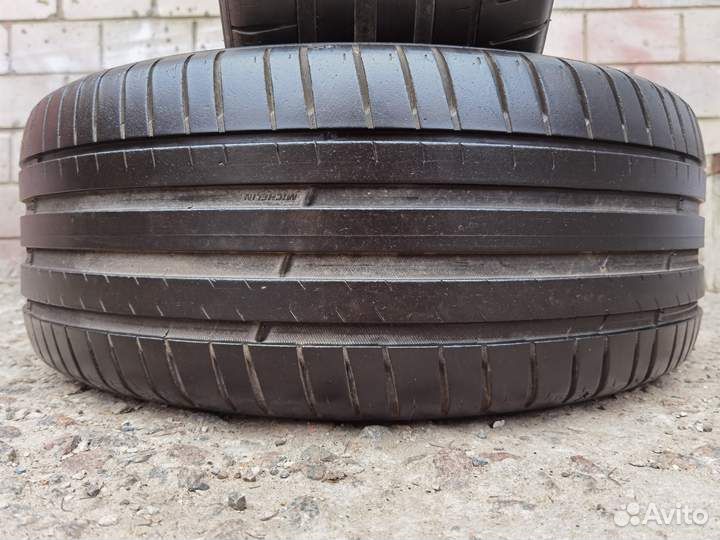 Michelin Pilot Sport 4 SUV 235/50 R19 99V