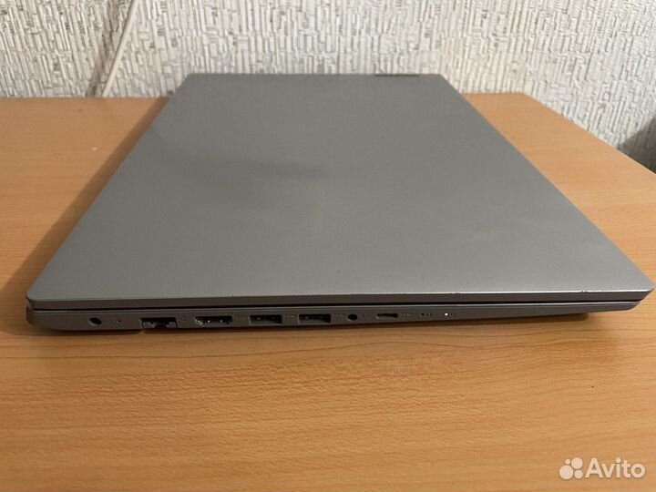 Ноутбук core i5 (10-го поколения)