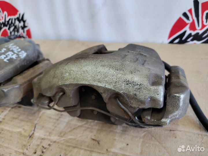 Передний суппорт левый правый Mazda 3 5 BL BK 2007