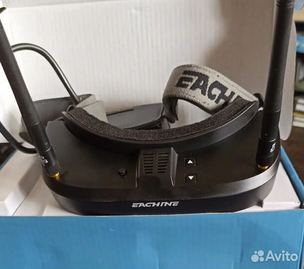Eachine EV100 FPV очки