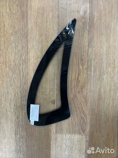 Стекло боковины ваз 1118 Калина седан правое