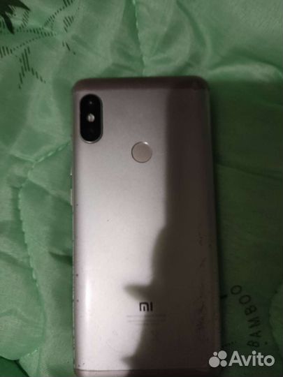 Мобильные телефоны бу redmi