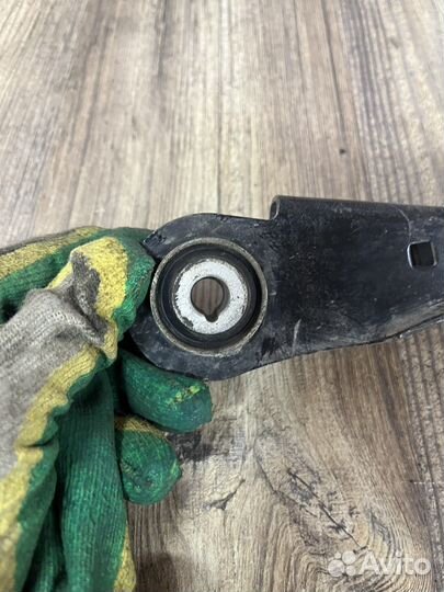 Kia stinger Рычаг задний правый