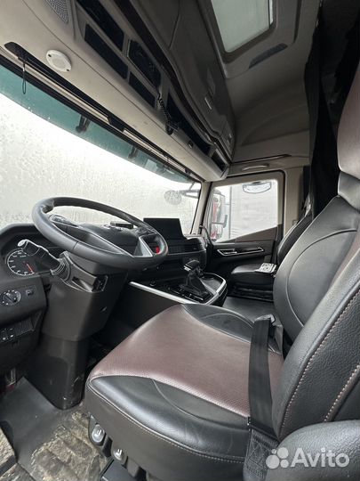 Hongyan CQ4186HV52, 2023