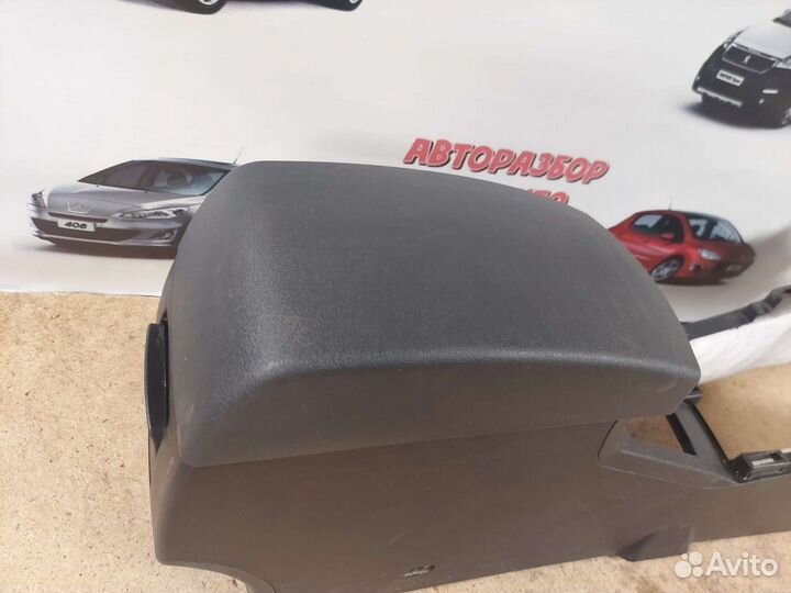 Центральная консоль Lifan X60 2017