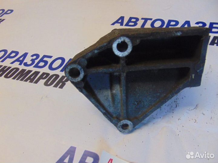 Кронштейн гидроусилителя для Nissan AD 2 1999-200