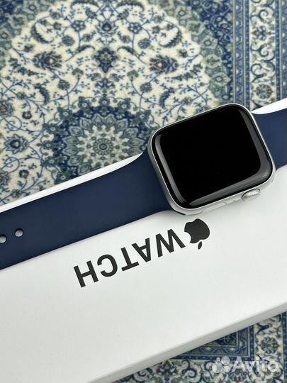 Часы apple watch SE 44mm
