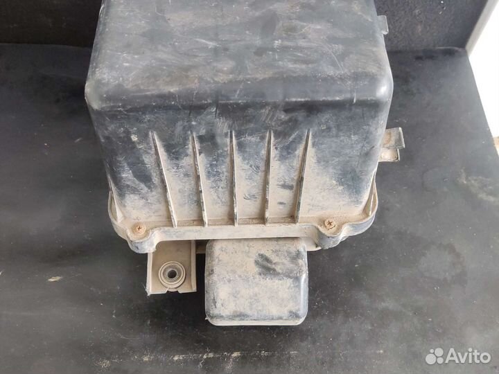 Корпус воздушного фильтра Chery Fora