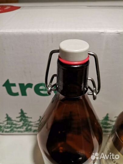 Бутылка с бугельной пробкой