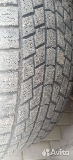 Hankook Nordik 3000 235/60 R18