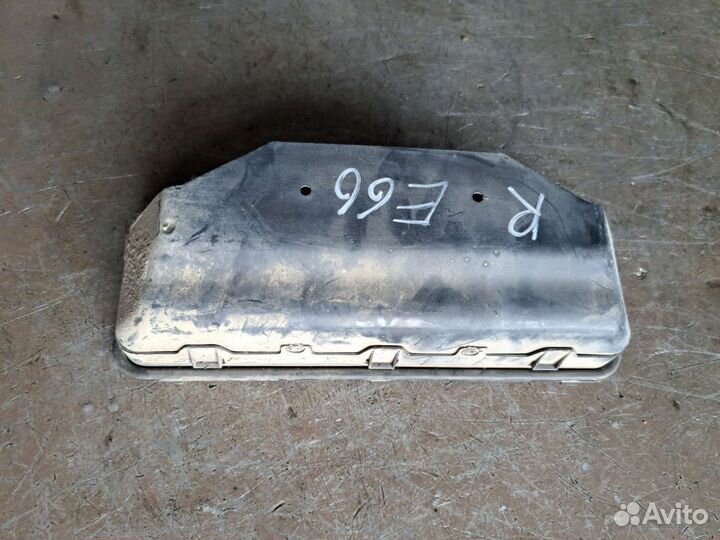 Воздуховод багажника BMW E65 E66