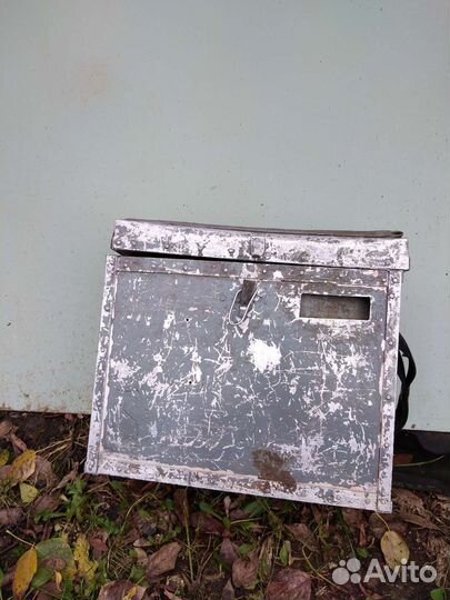 Рыболовный ящик