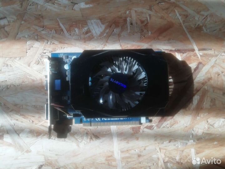 Видеокарта gt 440