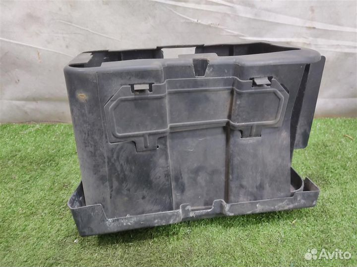 Кожух акб Honda CR-V 2 (RD5) 2005