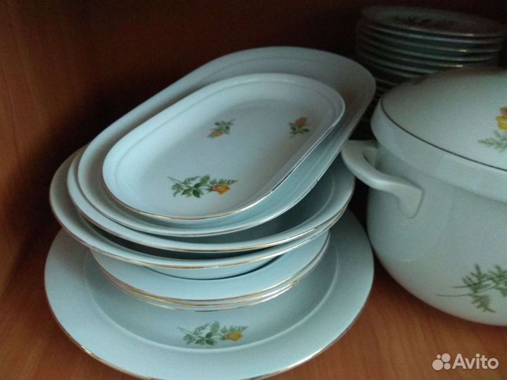 Столовый сервиз новый гдр