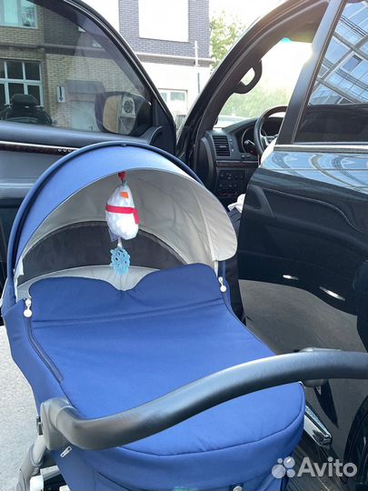 Коляска stokke