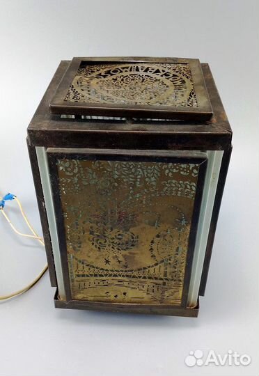 Светильник 