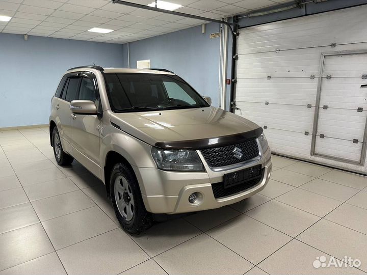 Suzuki Grand Vitara 2.0 AT, 2010, 299 986 км