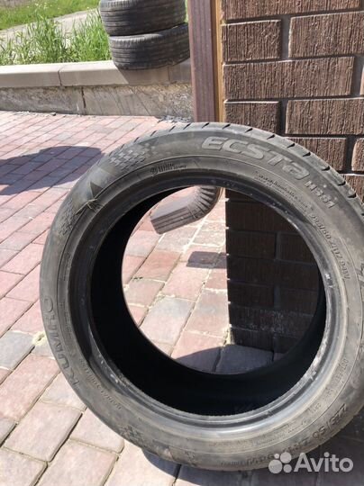 Kumho Ecsta HS51 225/50 R17