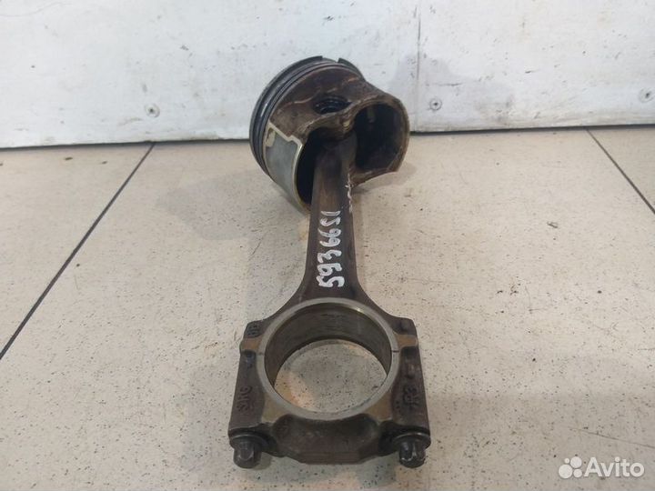 Поршень с шатуном Шкода
