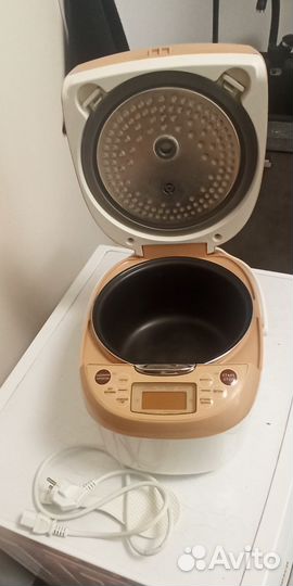 Мультиварка maxwell MW-3801