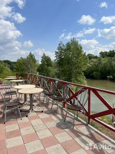 Аренда беседки у воды в комплексе «Красная гора«