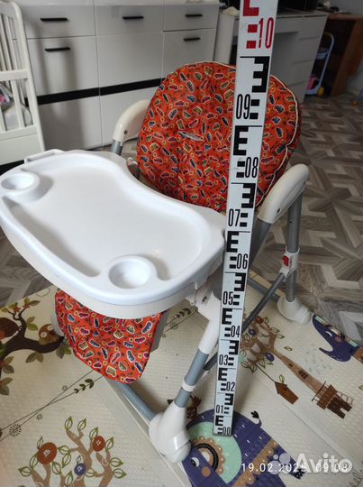 Стул для кормления