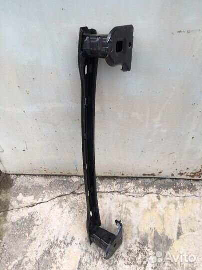 Усилитель заднего бампера BMW 5 F10