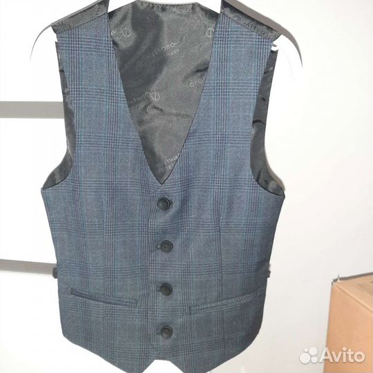 Костюм школьный тройка для мальчика 122 6-7лет