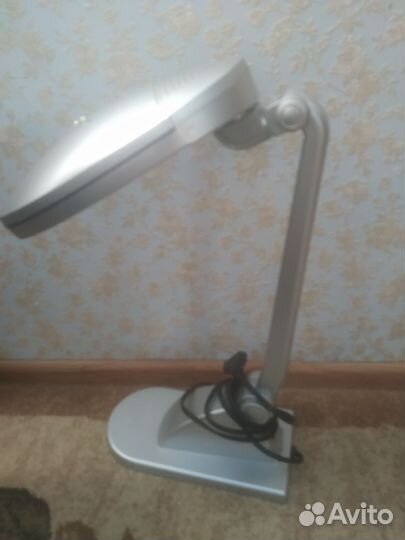 Лампа настольная