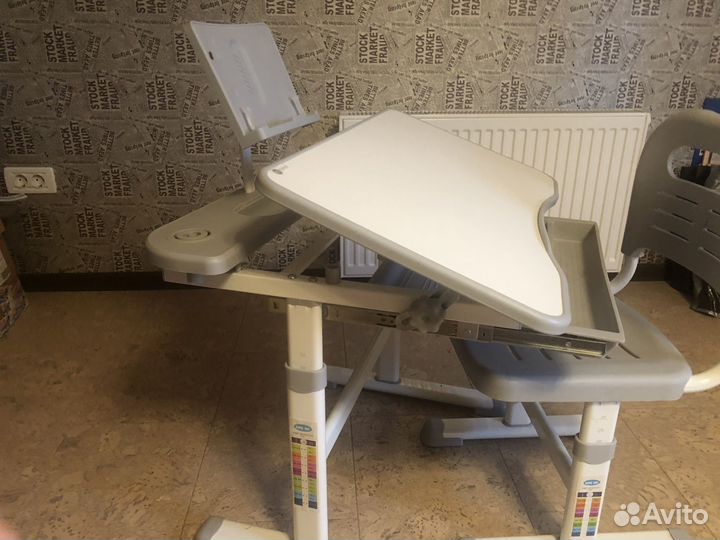 Растущие парта и стул