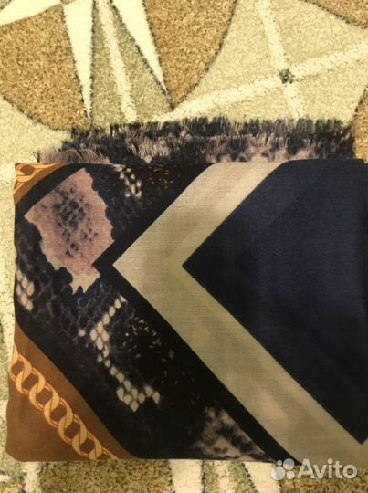 Палантин новый,размер 180/90