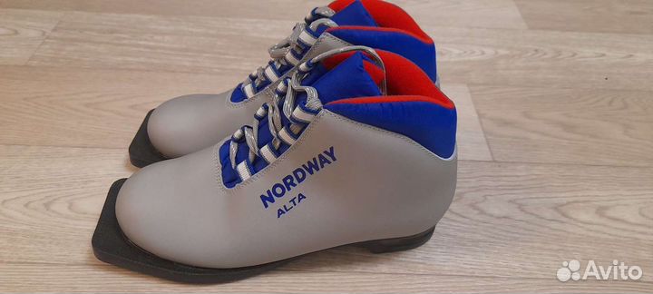 Лыжные ботинки 36 размер