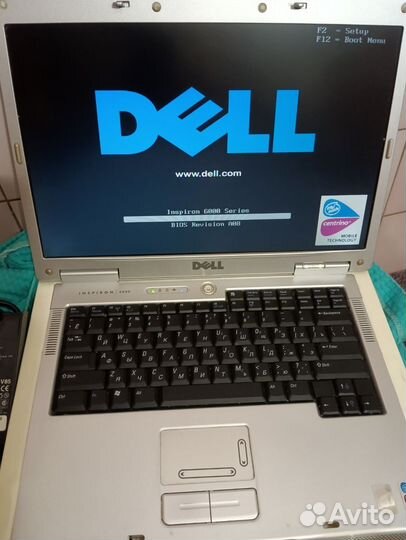 Ноутбук dell inspiron