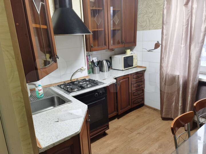 2-к. квартира, 53 м², 1/9 эт.